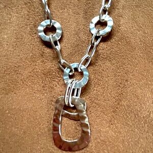Silver color necklace with texture accent